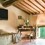 Campomaggio & Hotel 4*