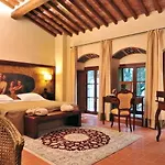 Hotel Campomaggio & 4*