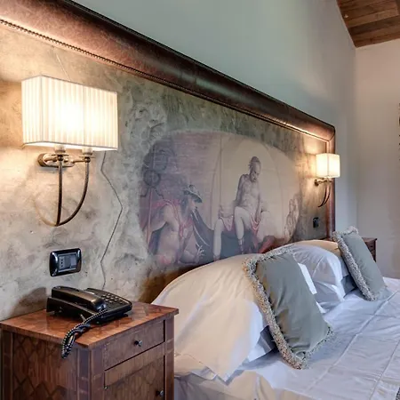 Campomaggio & فندق 4*