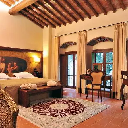 فندق Campomaggio & 4*