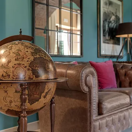 Hotel Campomaggio & 4*